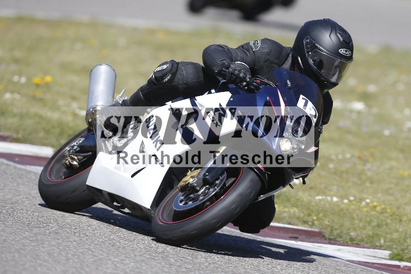 /05 07.04.2026 Cornu Master School ADR/Gruppe gruen/12